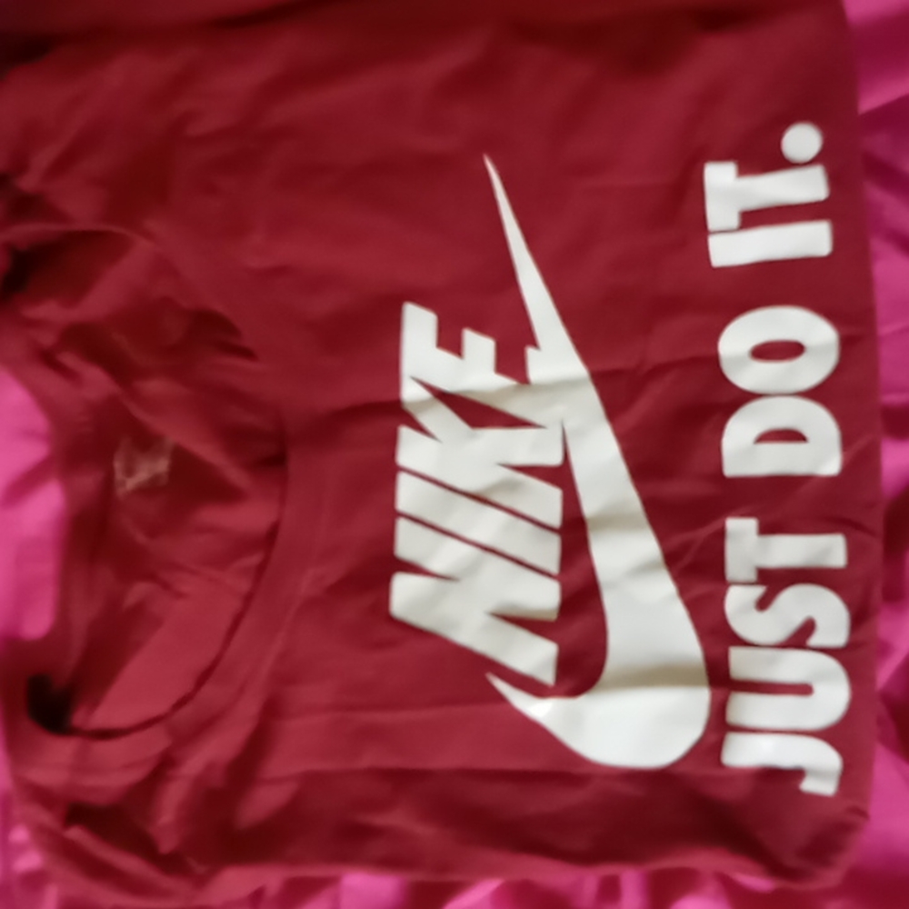 Nike t shirt